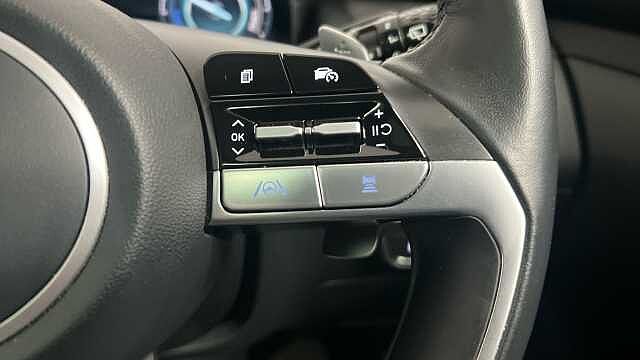 Hyundai TUCSON 1.6 h T-GDi 13.8kWh Ultimate SUV 5dr Petrol Plug-in Hybrid Auto 4WD Euro 6 (s/s) Shimmering Slvr