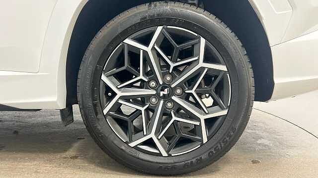 Hyundai TUCSON 1.6 T-GDi MHEV N Line SUV 5dr Petrol Hybrid DCT Euro 6 (s/s) (150 ps) White