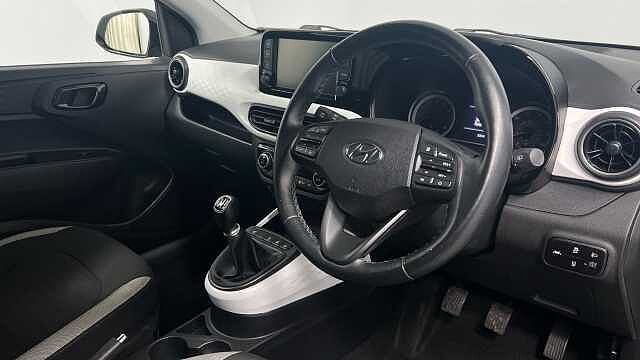 Hyundai I10 1.0 Premium Hatchback 5dr Petrol Manual Euro 6 (s/s) (67 ps) Aurora Grey