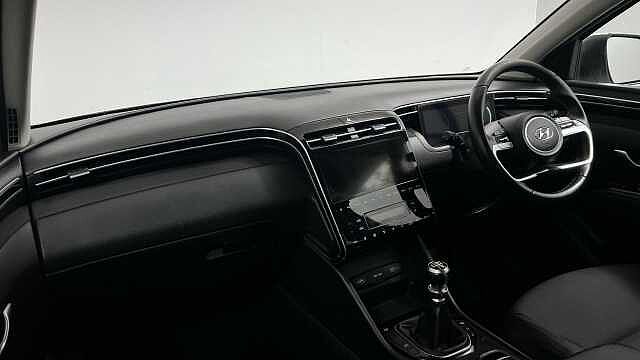 Hyundai TUCSON 1.6 T-GDi SE Connect SUV 5dr Petrol Manual Euro 6 (s/s) (150 ps) White