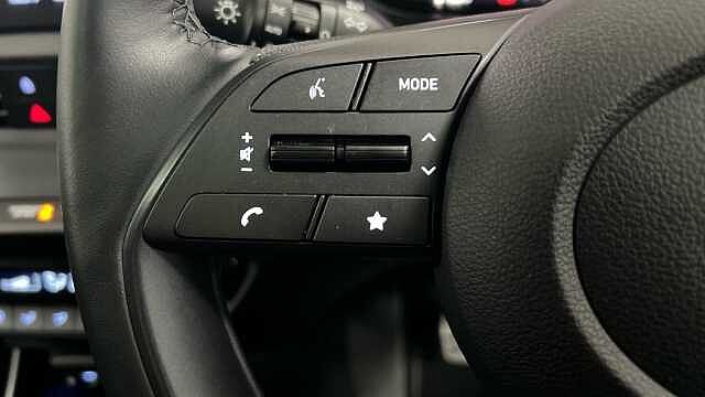 Hyundai BAYON 1.0 T-GDi Ultimate SUV 5dr Petrol Manual Euro 6 (s/s) (100 ps) Red