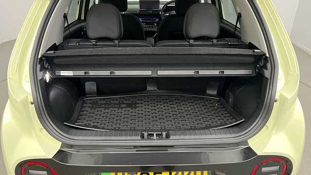 Hyundai INSTER Long Range 49kWh 02 SUV 5dr Electric Auto (115 ps) Buttercream Yellow