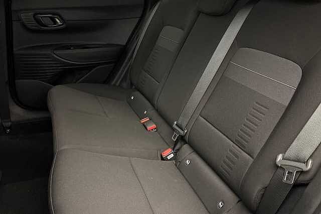 Hyundai TUCSON 1.6 T-GDi Advance SUV 5dr Petrol Manual Euro 6 (s/s) (160 ps) Silver