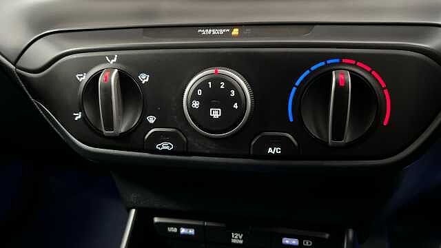 Hyundai BAYON 1.0 T-GDi MHEV SE Connect SUV 5dr Petrol Hybrid DCT Euro 6 (s/s) (100 ps)