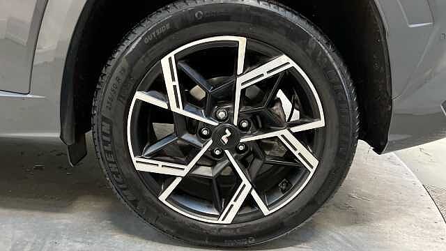 Hyundai TUCSON 1.6 T-GDi N Line S SUV 5dr Petrol Hybrid Auto Euro 6 (s/s) (215 ps) GREY