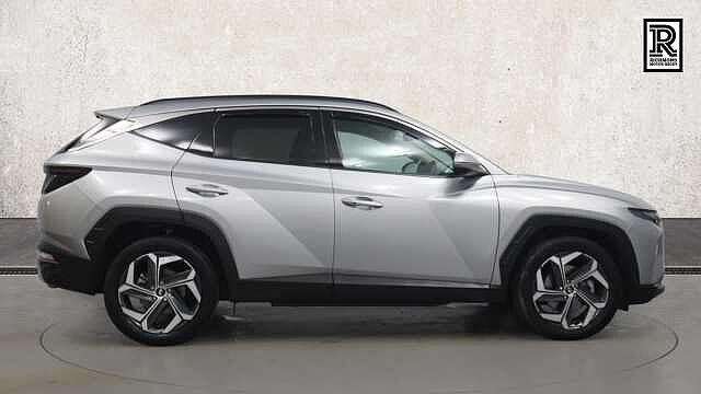 Hyundai TUCSON 1.6 h T-GDi Premium SUV 5dr Petrol Hybrid Auto Euro 6 (s/s) (230 ps) Silver