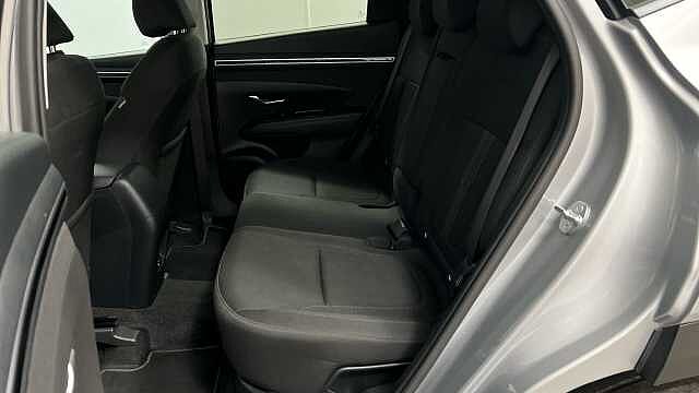 Hyundai TUCSON 1.6 h T-GDi Premium SUV 5dr Petrol Hybrid Auto Euro 6 (s/s) (230 ps) Silver