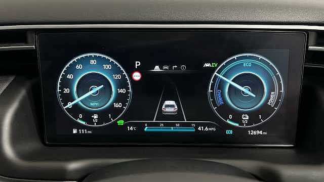 Hyundai TUCSON 1.6 h T-GDi Premium SUV 5dr Petrol Hybrid Auto Euro 6 (s/s) (230 ps) Silver