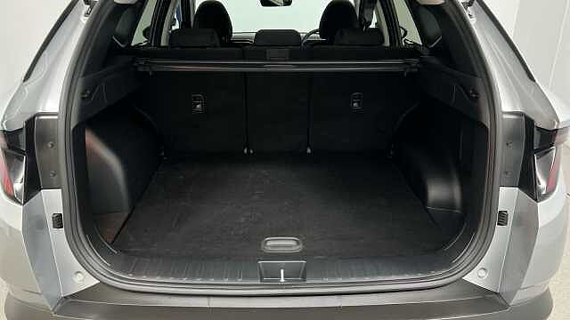 Hyundai TUCSON 1.6 h T-GDi Premium SUV 5dr Petrol Hybrid Auto Euro 6 (s/s) (230 ps) Silver