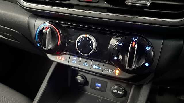 Hyundai KONA 1.0 T-GDi MHEV SE Connect SUV 5dr Petrol Hybrid Manual Euro 6 (s/s) (120 ps)