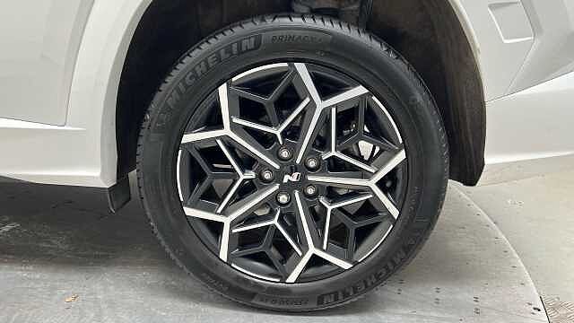 Hyundai TUCSON 1.6 h T-GDi N Line SUV 5dr Petrol Hybrid Auto Euro 6 (s/s) (230 ps) Atlas White