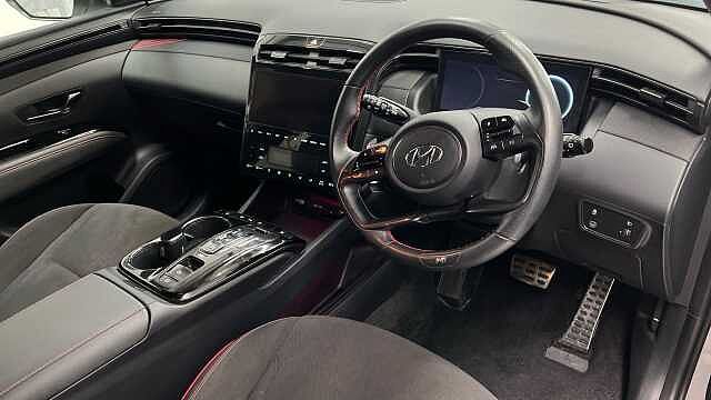 Hyundai TUCSON 1.6 h T-GDi N Line SUV 5dr Petrol Hybrid Auto Euro 6 (s/s) (230 ps) Atlas White