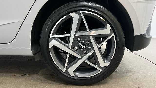 Hyundai I20 1.0 T-GDi Premium Hatchback 5dr Petrol DCT Euro 6 (s/s) (100 ps) Grey