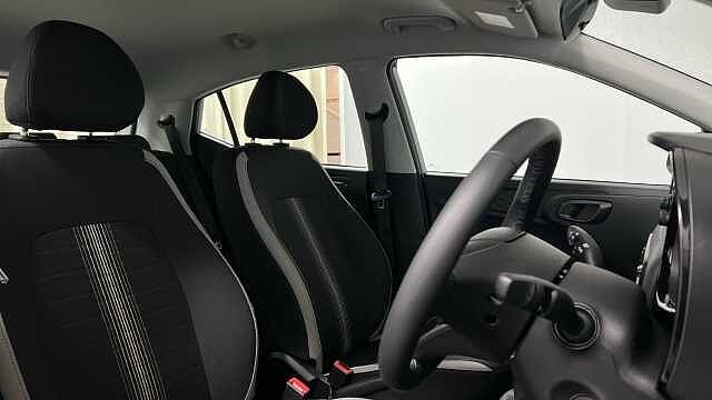 Hyundai i10 1.2 Advance Hatchback 5dr Petrol Auto Euro 6 (s/s) (79 ps)