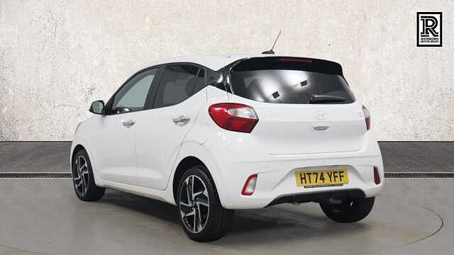 Hyundai I10 1.2 Premium Hatchback 5dr Petrol Auto Euro 6 (s/s) (79 ps) White