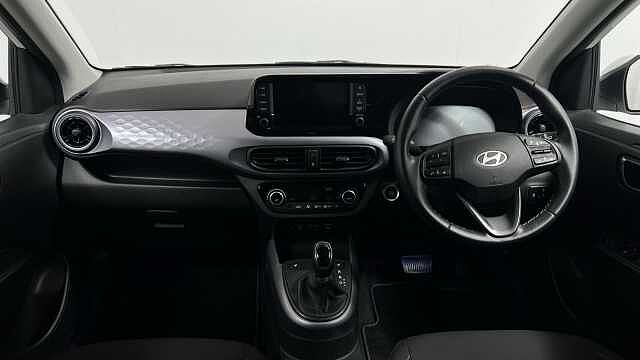 Hyundai I10 1.2 Premium Hatchback 5dr Petrol Auto Euro 6 (s/s) (79 ps) White