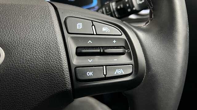 Hyundai I10 1.2 Premium Hatchback 5dr Petrol Auto Euro 6 (s/s) (79 ps) White