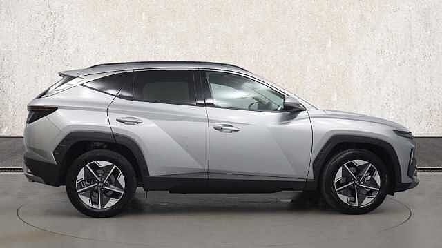Hyundai TUCSON 1.6 T-GDi Premium SUV 5dr Petrol Manual Euro 6 (s/s) (160 ps) Shimmering Silver