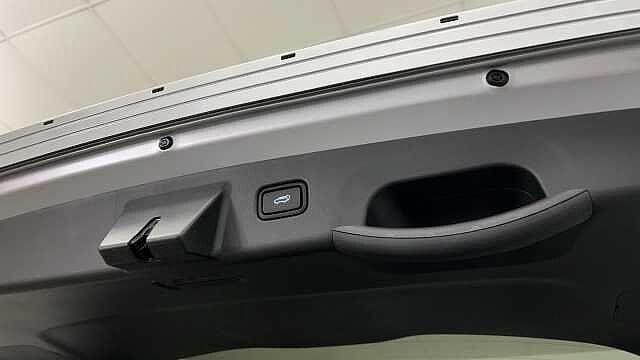 Hyundai TUCSON 1.6 T-GDi Premium SUV 5dr Petrol Manual Euro 6 (s/s) (160 ps) Shimmering Silver