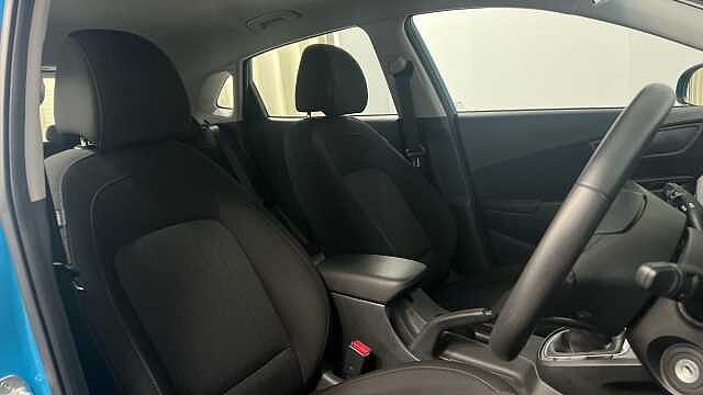 Hyundai KONA 1.0 T-GDi MHEV SE Connect SUV 5dr Petrol Hybrid Manual Euro 6 (s/s) (120 ps) Blue