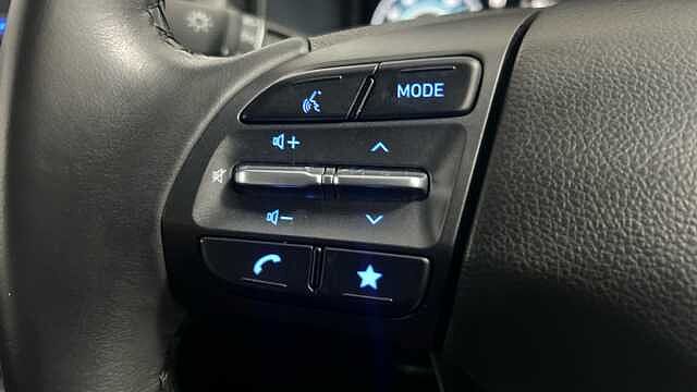 Hyundai KONA 1.0 T-GDi MHEV SE Connect SUV 5dr Petrol Hybrid Manual Euro 6 (s/s) (120 ps) Blue