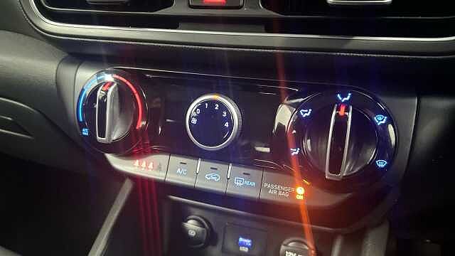 Hyundai KONA 1.0 T-GDi MHEV SE Connect SUV 5dr Petrol Hybrid Manual Euro 6 (s/s) (120 ps) Blue