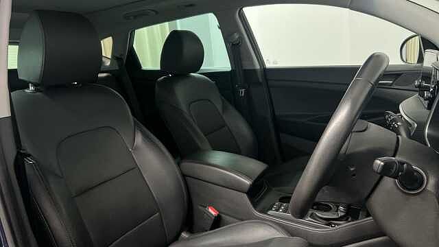 Hyundai TUCSON 1.6 CRDi MHEV Premium SE SUV 5dr Diesel Hybrid DCT Euro 6 (s/s) (136 ps) Blue