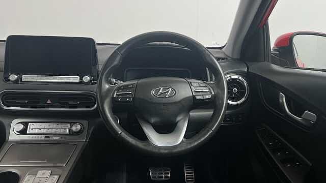 Hyundai KONA 64kWh Ultimate SUV 5dr Electric Auto (10.5kW Charger) (204 ps)