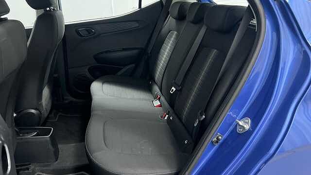 Hyundai i10 1.2 SE Connect Hatchback 5dr Petrol Manual Euro 6 (s/s) (84 ps)