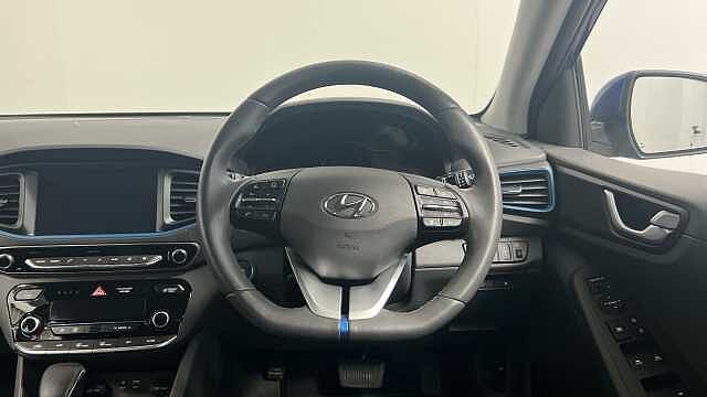 Hyundai IONIQ 1.6 h-GDi GPF Premium Hatchback 5dr Petrol Hybrid DCT Euro 6 (s/s) (141 ps) Blue