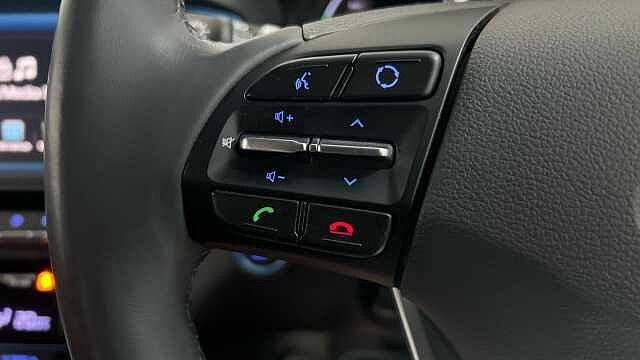 Hyundai IONIQ 1.6 h-GDi GPF Premium Hatchback 5dr Petrol Hybrid DCT Euro 6 (s/s) (141 ps) Blue