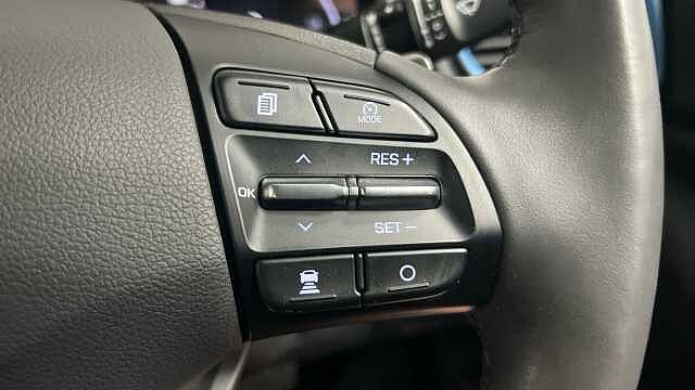 Hyundai IONIQ 1.6 h-GDi GPF Premium Hatchback 5dr Petrol Hybrid DCT Euro 6 (s/s) (141 ps) Blue
