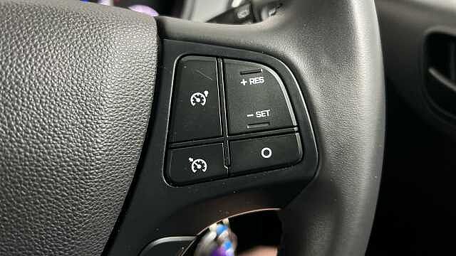 Hyundai i10 1.0 SE Hatchback 5dr Petrol Manual Euro 6 (67 ps)