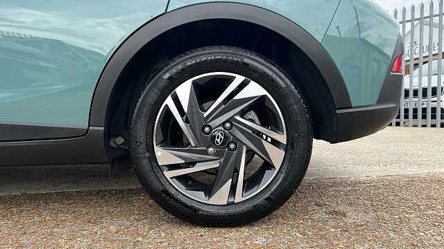 Hyundai BAYON 1.0 T-GDi MHEV SE Connect SUV 5dr Petrol Hybrid Manual Euro 6 (s/s) (100 ps) Mangrove Green