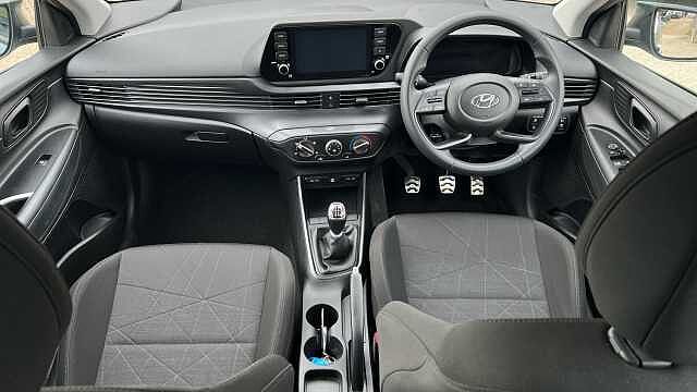 Hyundai BAYON 1.0 T-GDi MHEV SE Connect SUV 5dr Petrol Hybrid Manual Euro 6 (s/s) (100 ps) Mangrove Green