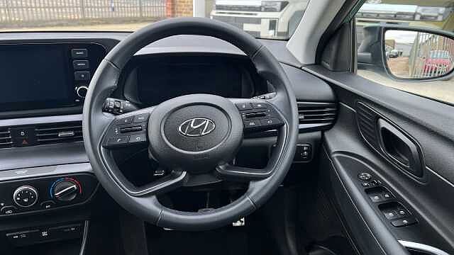 Hyundai BAYON 1.0 T-GDi MHEV SE Connect SUV 5dr Petrol Hybrid Manual Euro 6 (s/s) (100 ps) Mangrove Green