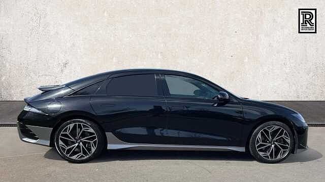 Hyundai IONIQ 6 77.4kWh Premium Saloon 4dr Electric Auto (228 ps)