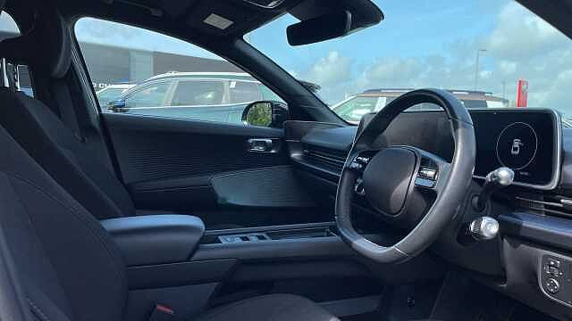 Hyundai IONIQ 6 77.4kWh Premium Saloon 4dr Electric Auto (228 ps)