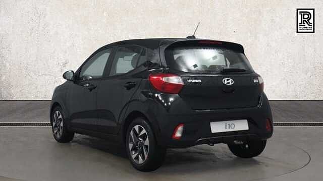 Hyundai i10 1.2 Premium Hatchback 5dr Petrol Auto Euro 6 (s/s) (79 ps)
