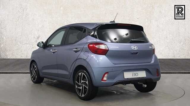 Hyundai i10 1.2 Premium Hatchback 5dr Petrol Auto Euro 6 (s/s) (79 ps)