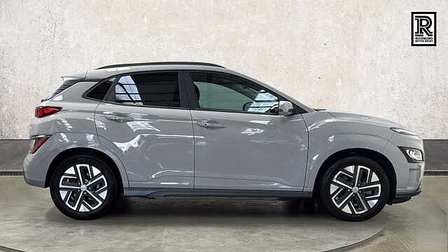 Hyundai KONA 64kWh Premium SUV 5dr Electric Auto (10.5kW Charger) (204 ps)