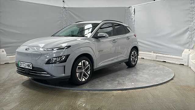 Hyundai KONA 64kWh Premium SUV 5dr Electric Auto (10.5kW Charger) (204 ps)