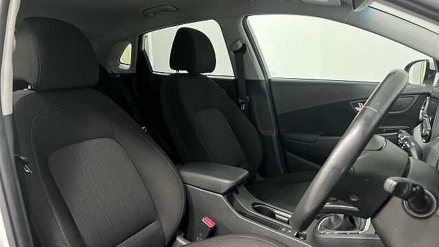 Hyundai KONA 1.0 T-GDi MHEV Premium SUV 5dr Petrol Hybrid Manual Euro 6 (s/s) (120 ps)