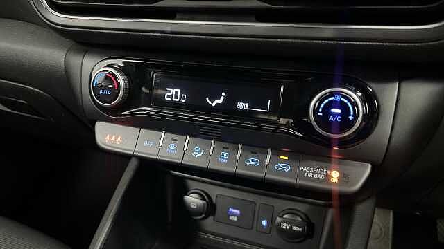 Hyundai KONA 1.0 T-GDi MHEV Premium SUV 5dr Petrol Hybrid Manual Euro 6 (s/s) (120 ps)