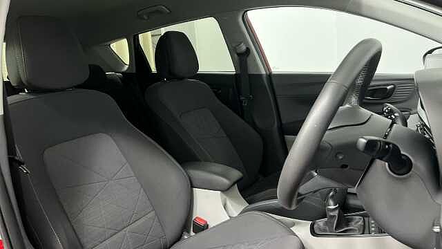 Hyundai BAYON 1.0 T-GDi MHEV Ultimate SUV 5dr Petrol Hybrid Manual Euro 6 (s/s) (100 ps) Red
