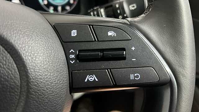 Hyundai BAYON 1.0 T-GDi MHEV Ultimate SUV 5dr Petrol Hybrid Manual Euro 6 (s/s) (100 ps) Red
