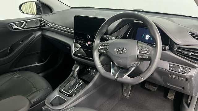 Hyundai IONIQ 1.6 h-GDi Premium Hatchback 5dr Petrol Hybrid DCT Euro 6 (s/s) (141 ps)
