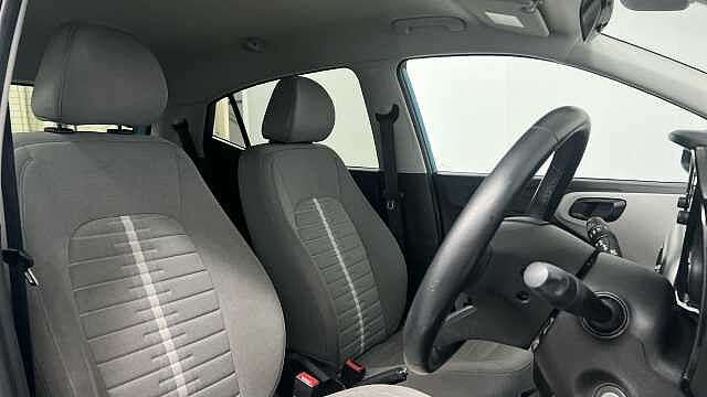 Hyundai i10 1.0 Premium Hatchback 5dr Petrol Manual Euro 6 (s/s) (67 ps)