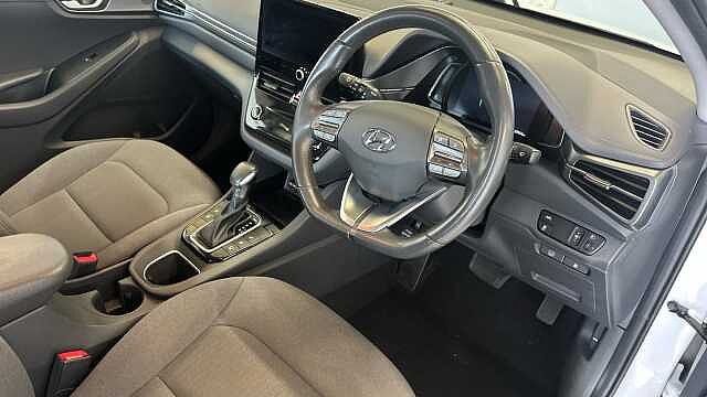 Hyundai IONIQ 1.6 h-GDi Premium Hatchback 5dr Petrol Hybrid DCT Euro 6 (s/s) (141 ps)