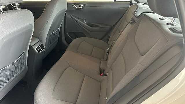 Hyundai IONIQ 1.6 h-GDi Premium Hatchback 5dr Petrol Hybrid DCT Euro 6 (s/s) (141 ps)
